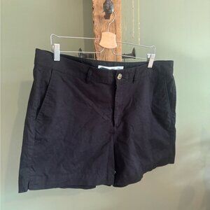 8.) Old Navy / Everyday Short /  High Rise / Black